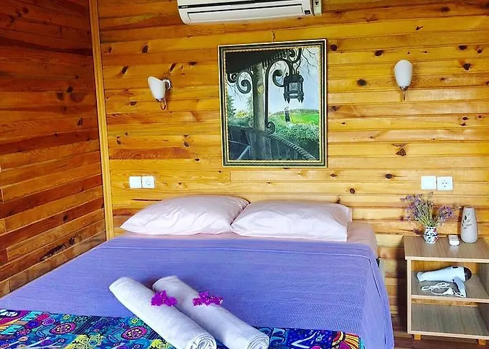 Hotel Palmira Bungalow & Camping